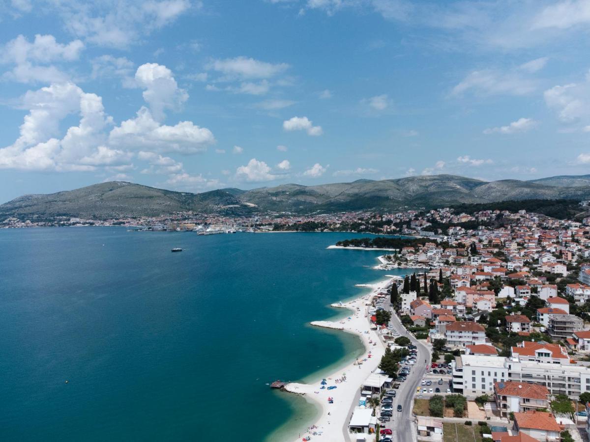 Studio-Appartements Emwey Trogir Exterior photo